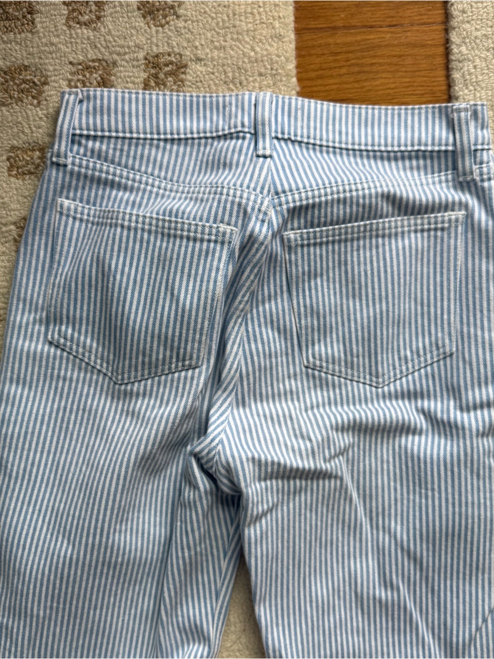 Abercrombie’the 90’s relaxed Jean’ - Picture 6 of 7